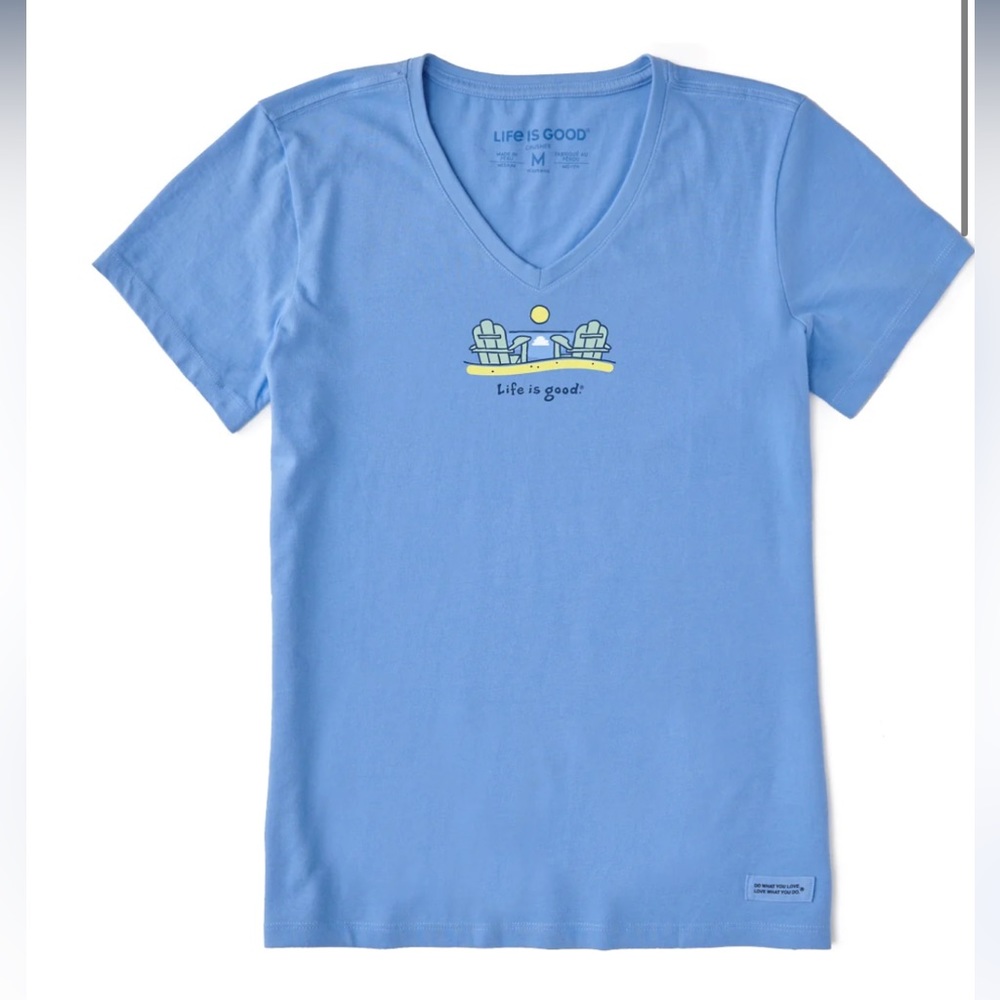 NWT Life is Good tshirt beach adirondacks